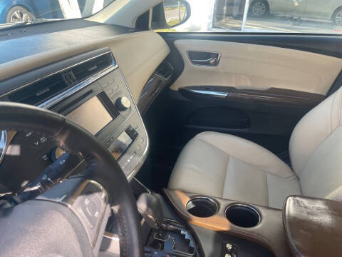 2013 Toyota Avalon XLE