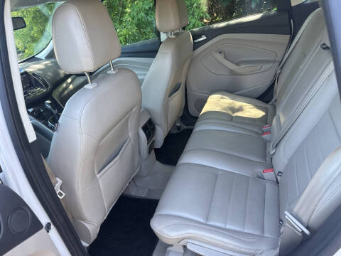 2013 Ford C-MAX Hybrid SEL