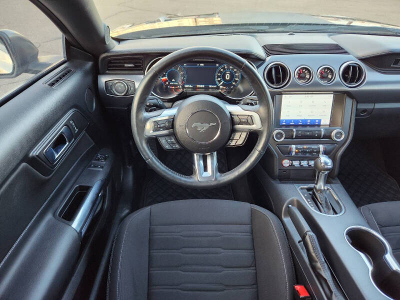 2022 Ford Mustang Mach 1