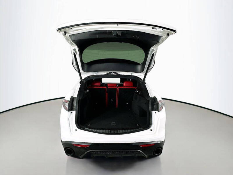 2024 Alfa Romeo Stelvio Veloce