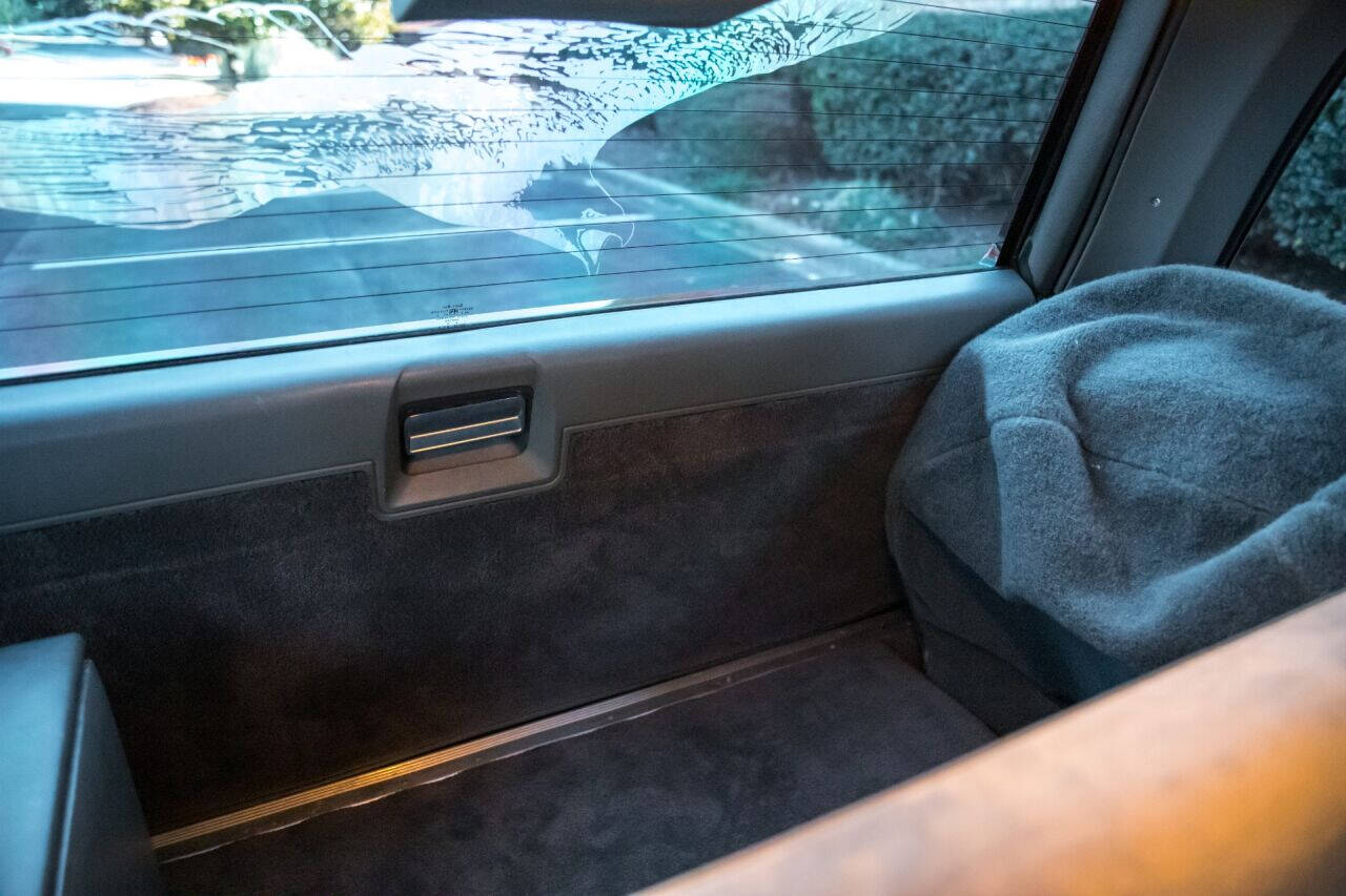 1988 Chevrolet Suburban 50