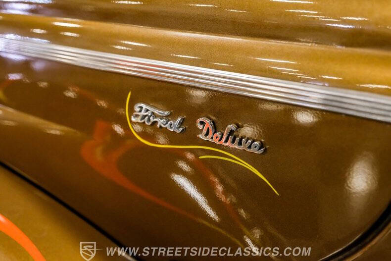 1940 Ford Deluxe