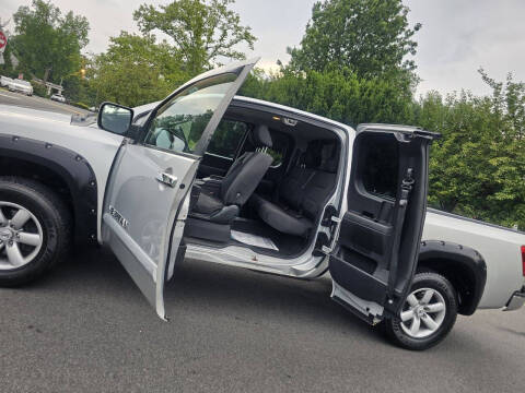 2010 Nissan Titan SE
