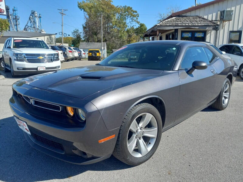 2015 Dodge Challenger for sale at El Rancho Auto Sales in Des Moines IA