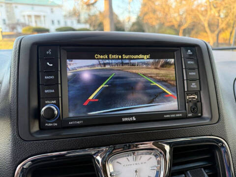 2014 Chrysler Town and Country Touring