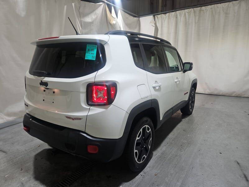 2016 Jeep Renegade Trailhawk