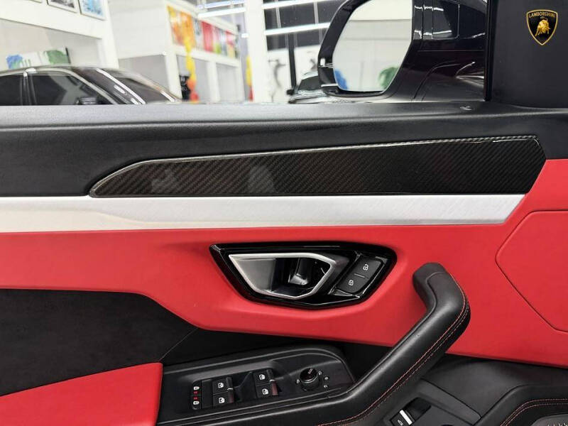 2021 Lamborghini Urus