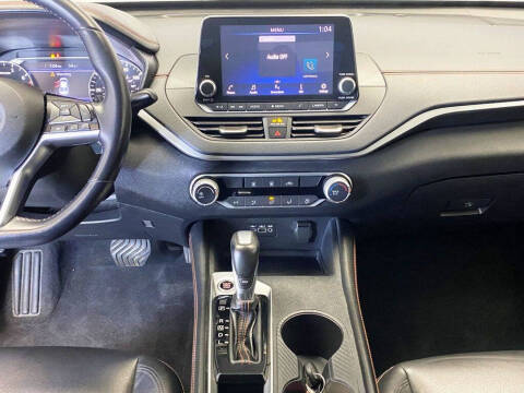 2020 Nissan Altima 2.5 SR