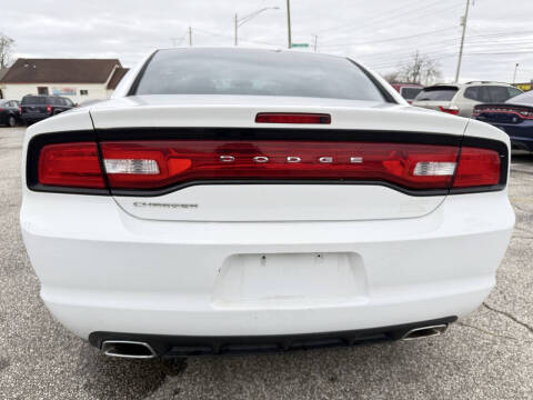 2013 Dodge Charger SE