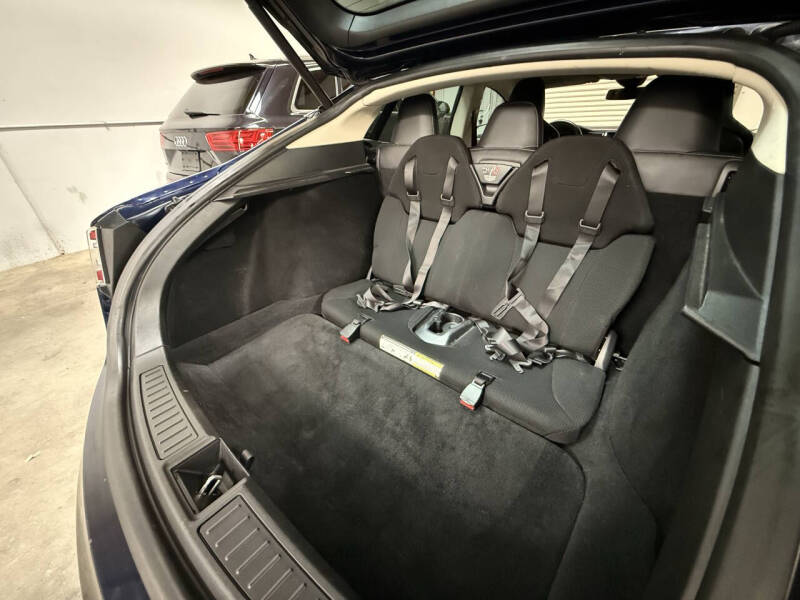 2015 Tesla Model S 85