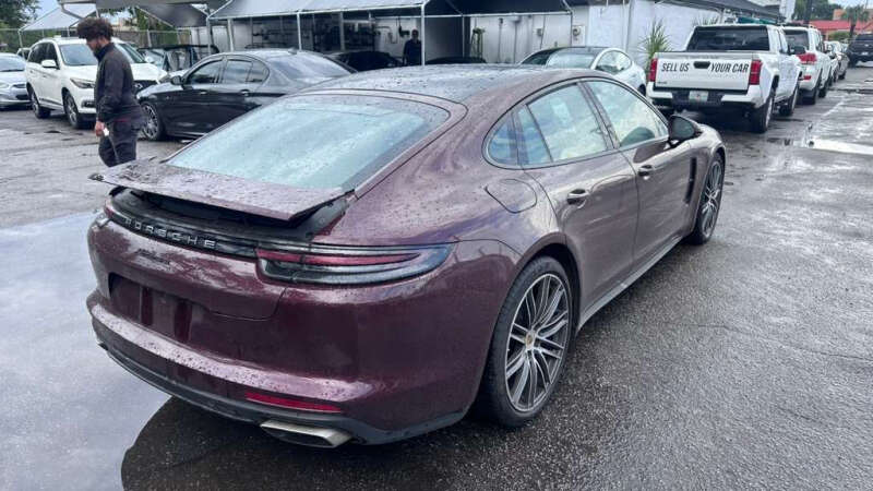 2019 Porsche Panamera