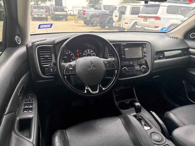 2016 Mitsubishi Outlander SEL