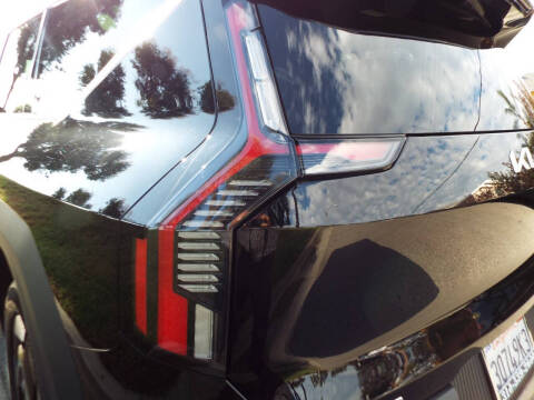 2024 Kia EV9 Light Long Range