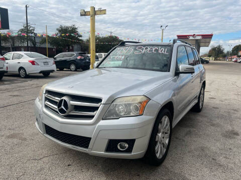 2012 Mercedes-Benz GLK for sale at Friendly Auto Sales in Pasadena TX