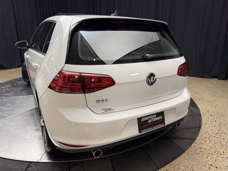 2016 Volkswagen Golf GTI SE