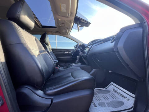 2017 Nissan Rogue Sport SL