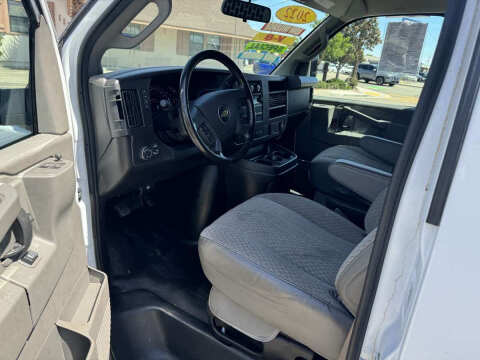 2022 Chevrolet Express 3500