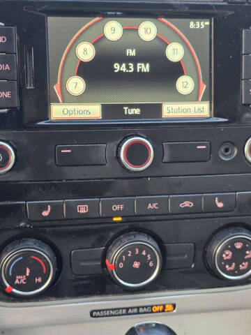 2013 Volkswagen Passat SE