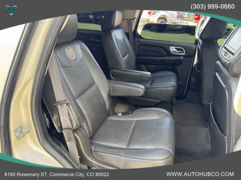 2013 Cadillac Escalade Platinum Edition