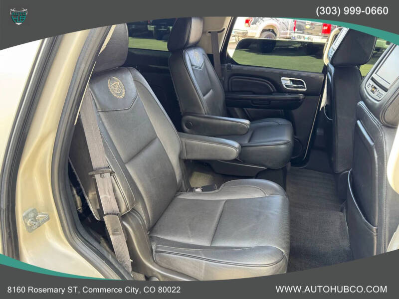 2013 Cadillac Escalade Platinum Edition