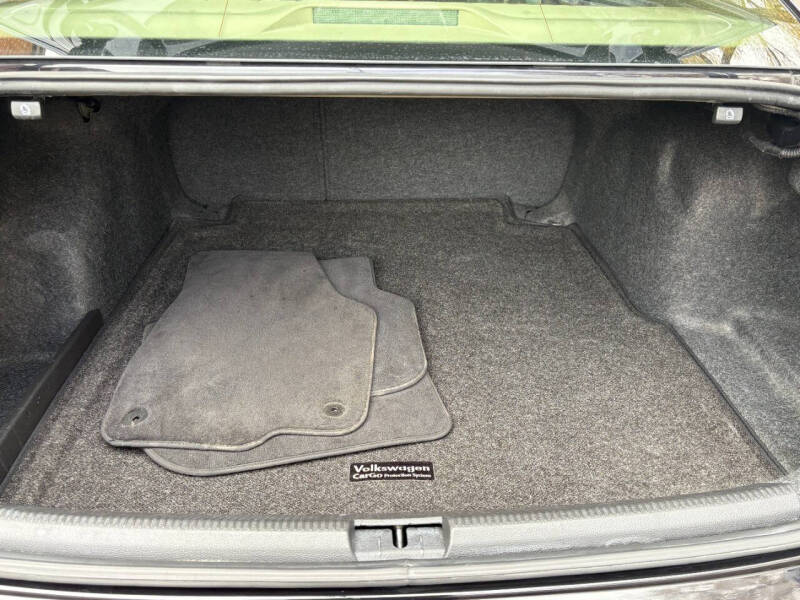 2018 Volkswagen Passat 2.0T SE