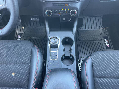 2025 Ford Escape ST-Line