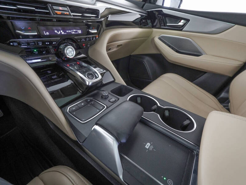 2022 Acura MDX w/Tech