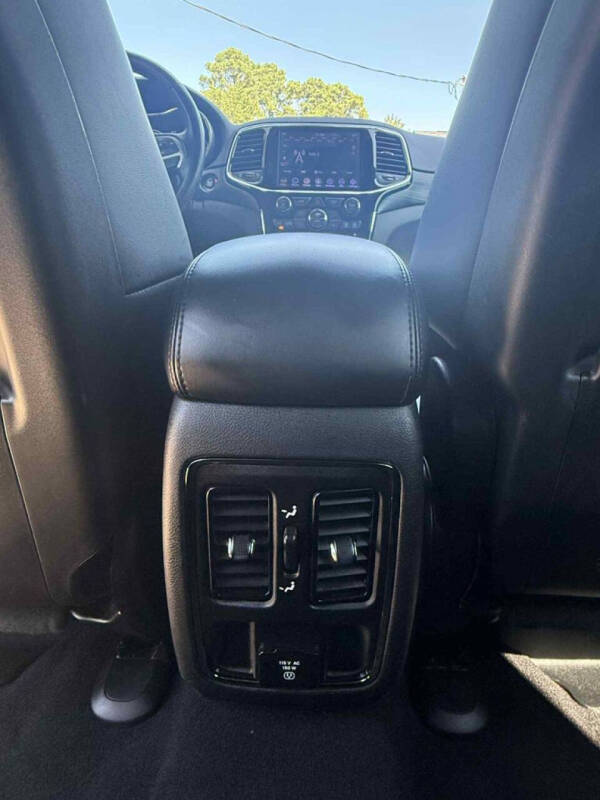 2020 Jeep Grand Cherokee Altitude