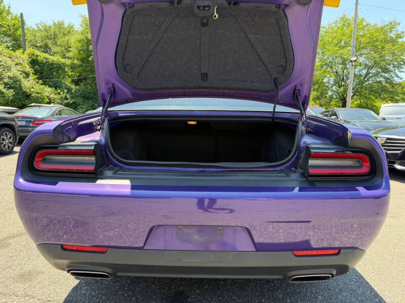 2019 Dodge Challenger SXT