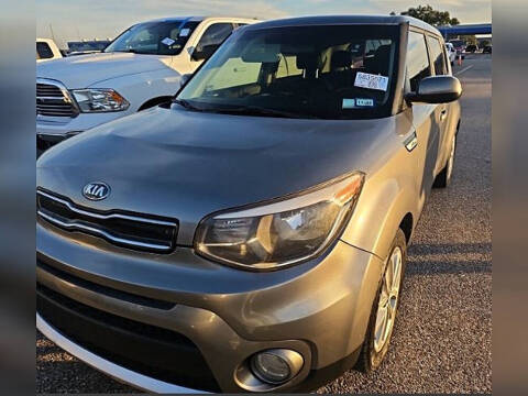 2017 Kia Soul +