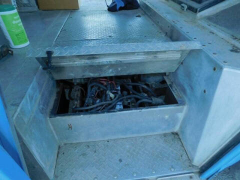 1999 Freightliner MT45 Chassis