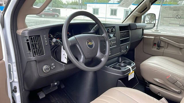 2026 Chevrolet Express 2500
