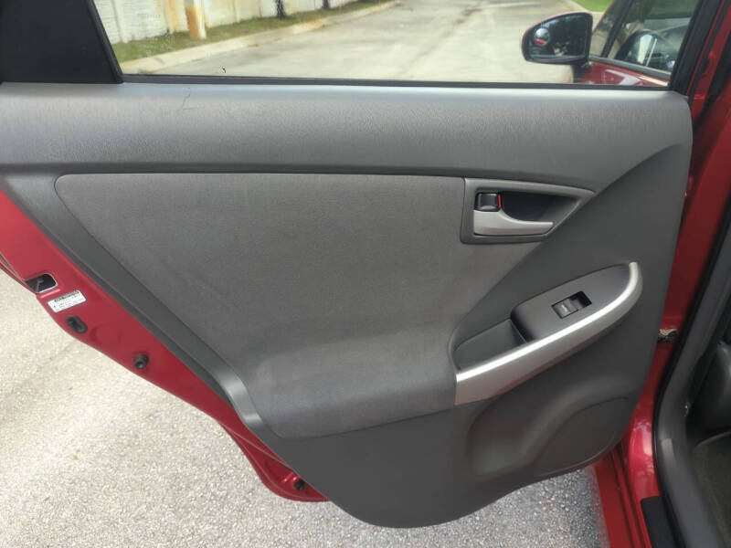 2011 Toyota Prius Two