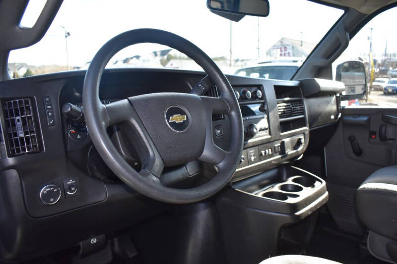 2019 Chevrolet Express 2500
