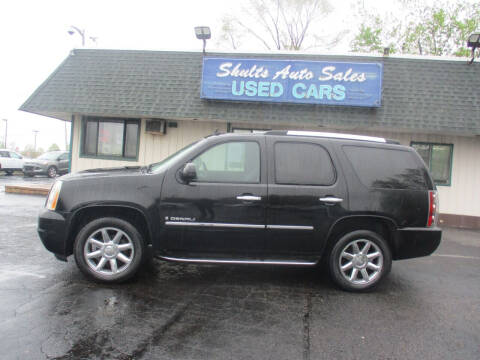 2009 GMC Yukon for sale at SHULTS AUTO SALES INC. in Crystal Lake IL