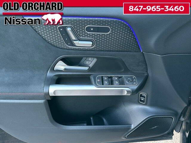 2025 Mercedes-Benz GLB GLB 250 4MATIC