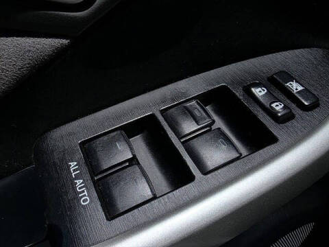 2013 Toyota Prius Three