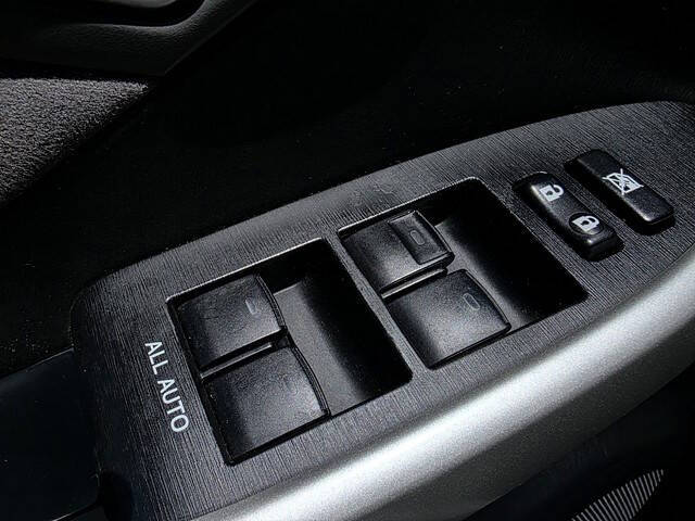 2013 Toyota Prius Three