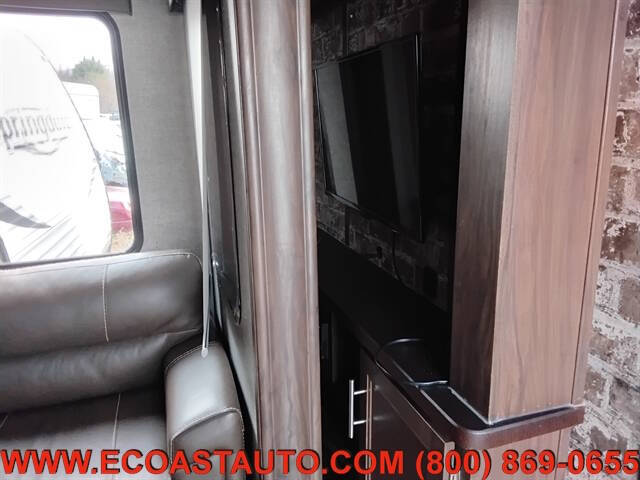 2019 ARTIC WOLF CHEROKEE