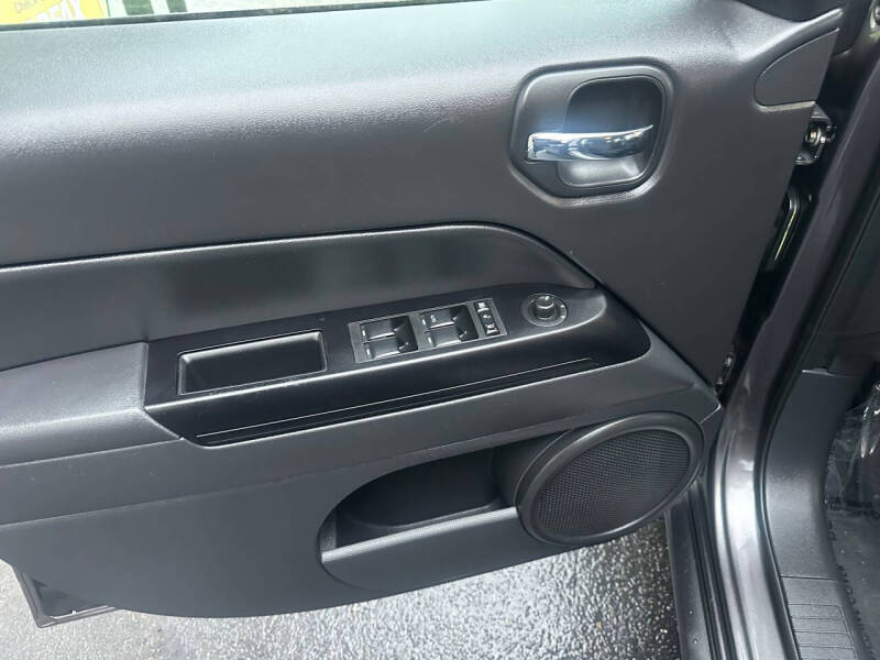 2016 Jeep Patriot Sport