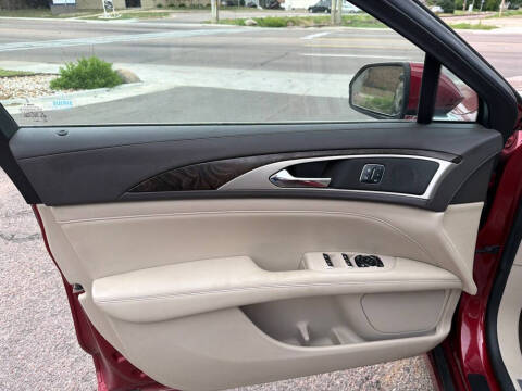 2017 Lincoln MKZ Select