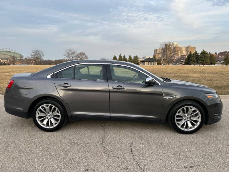 2016 Ford Taurus Limited