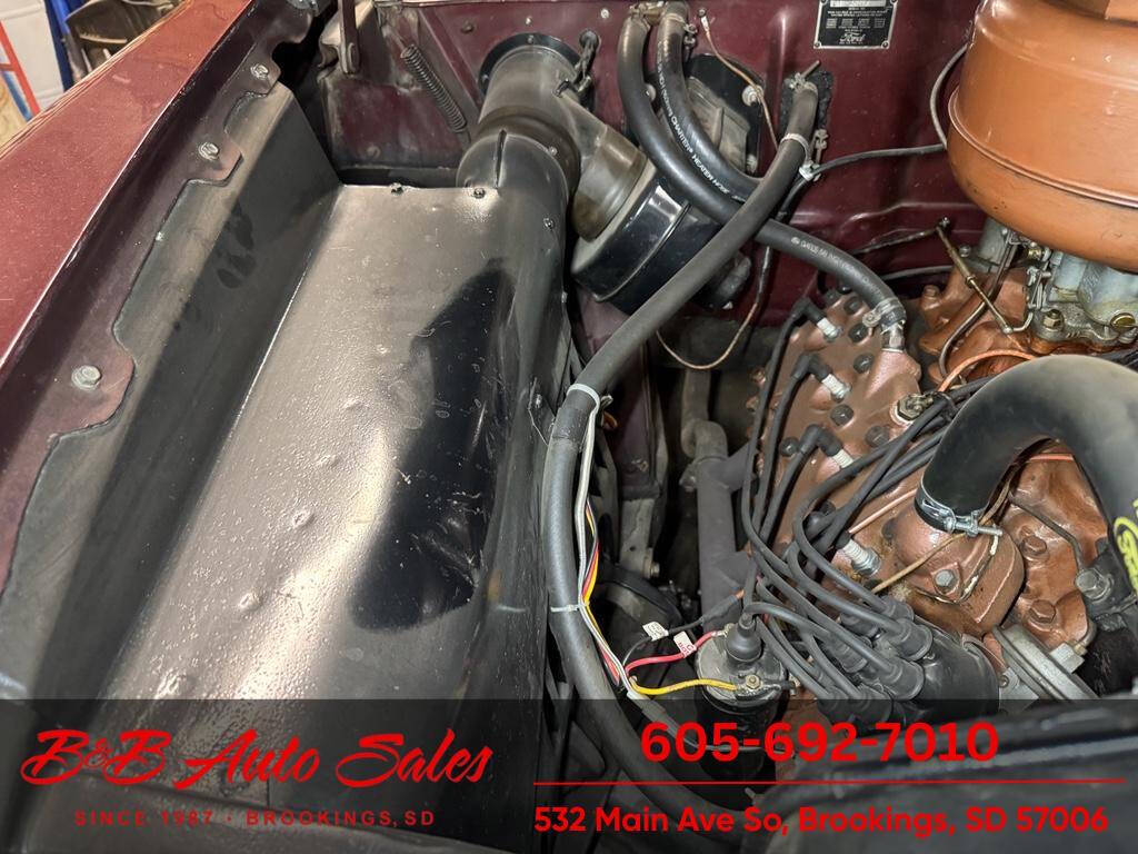 1950 Ford Deluxe 40