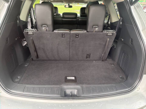 2017 Nissan Pathfinder Platinum
