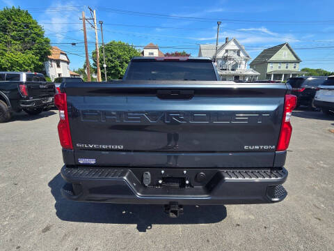 2020 Chevrolet Silverado 1500 Custom