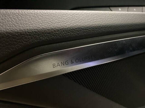 2024 Audi Q8 e-tron quattro Premium Plus