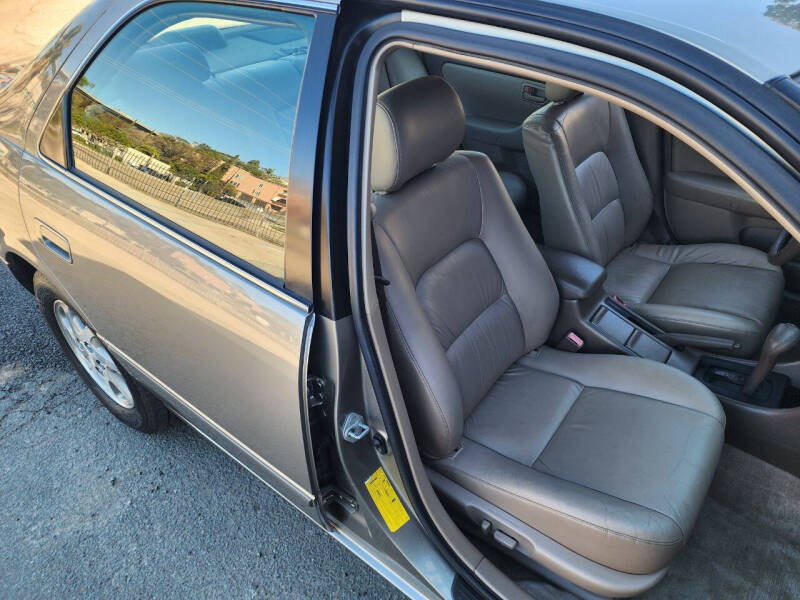 1998 Toyota Camry XLE V6