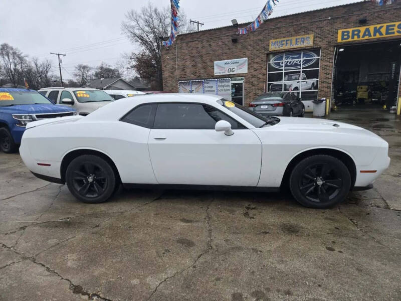 2021 Dodge Challenger SXT