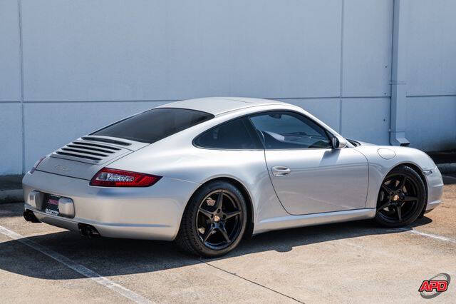 2005 Porsche 911 Carrera