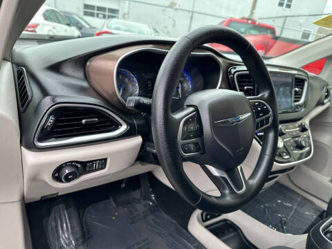2019 Chrysler Pacifica Touring Plus